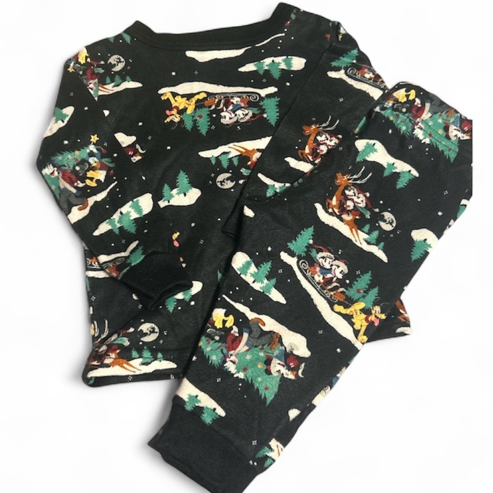 Mickey & Friends PJs by Disney infant 12 months unisex. Christmas winter scene